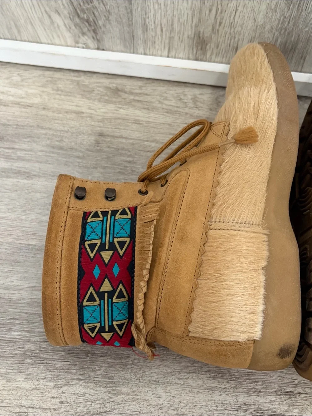 Vintage Tecnica Boots Womens Size 38 Tan Shearling Suede Aztec Southwestern